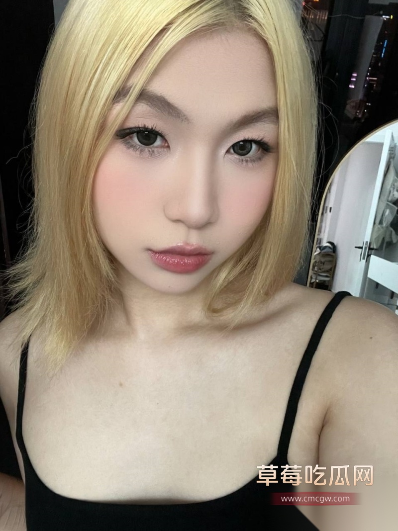 气质高颜值TS伪娘 Sissy小c 4