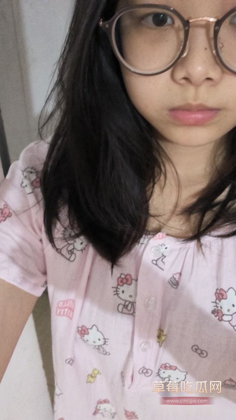 在校女大学生董明洁4 在校女大学生董明洁4