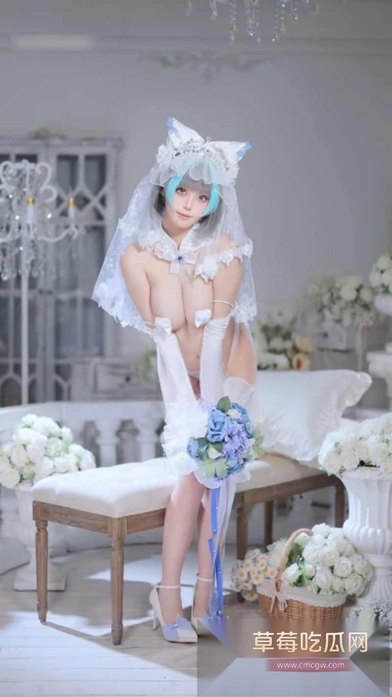 童颜巨乳coser蜜汁猫裘精美擦边婚纱福利套图流出 7