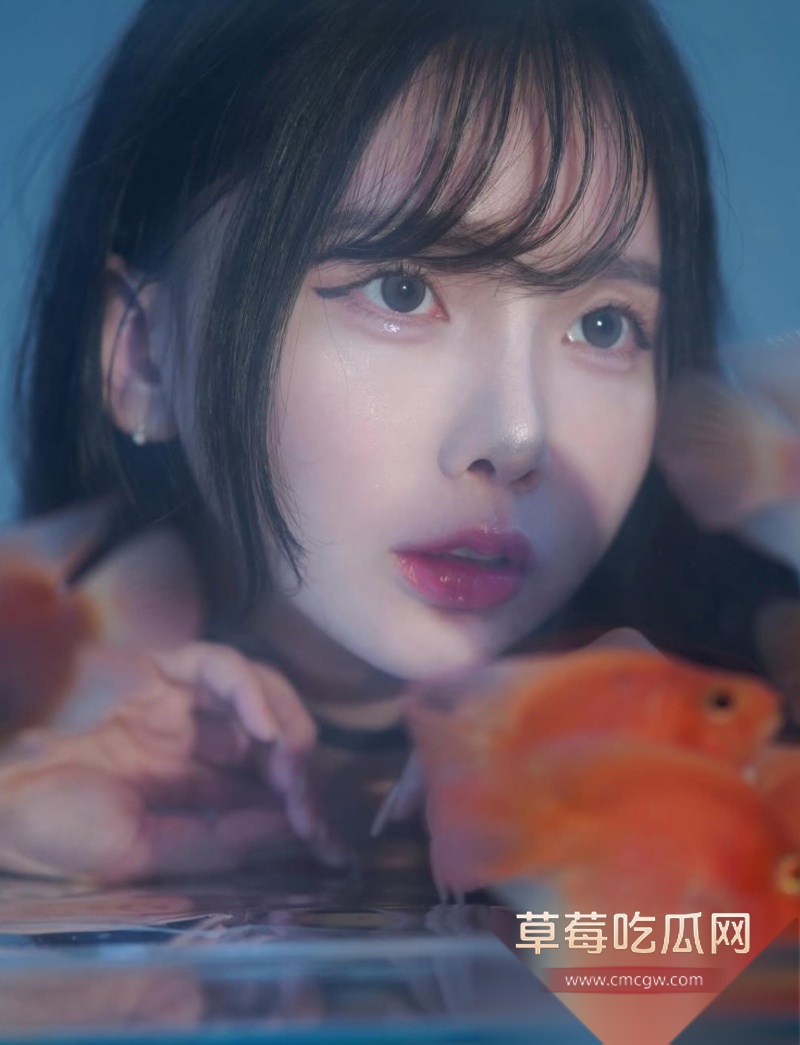 IG20万粉高颜巨乳模特ZAZZA 10