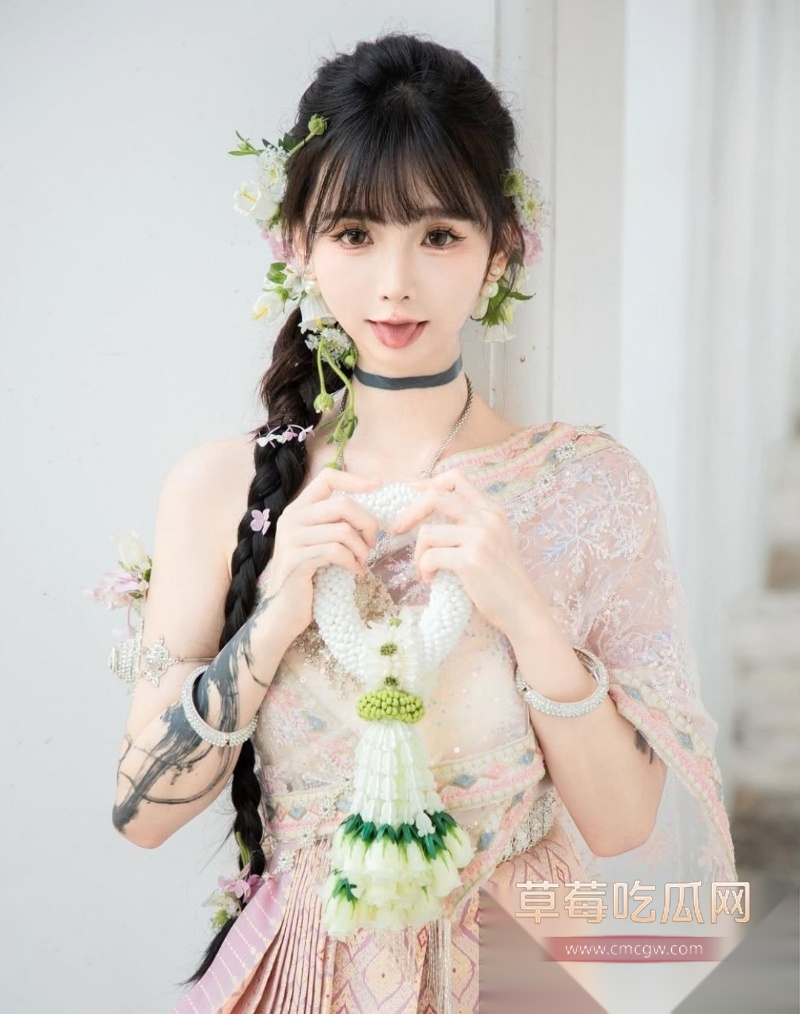 IG20万粉高颜巨乳模特ZAZZA 17