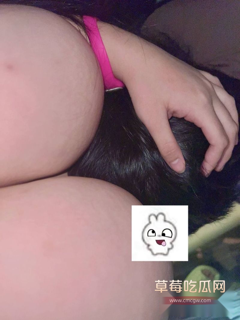 巨乳御姐炸裂聊天记录流出！14