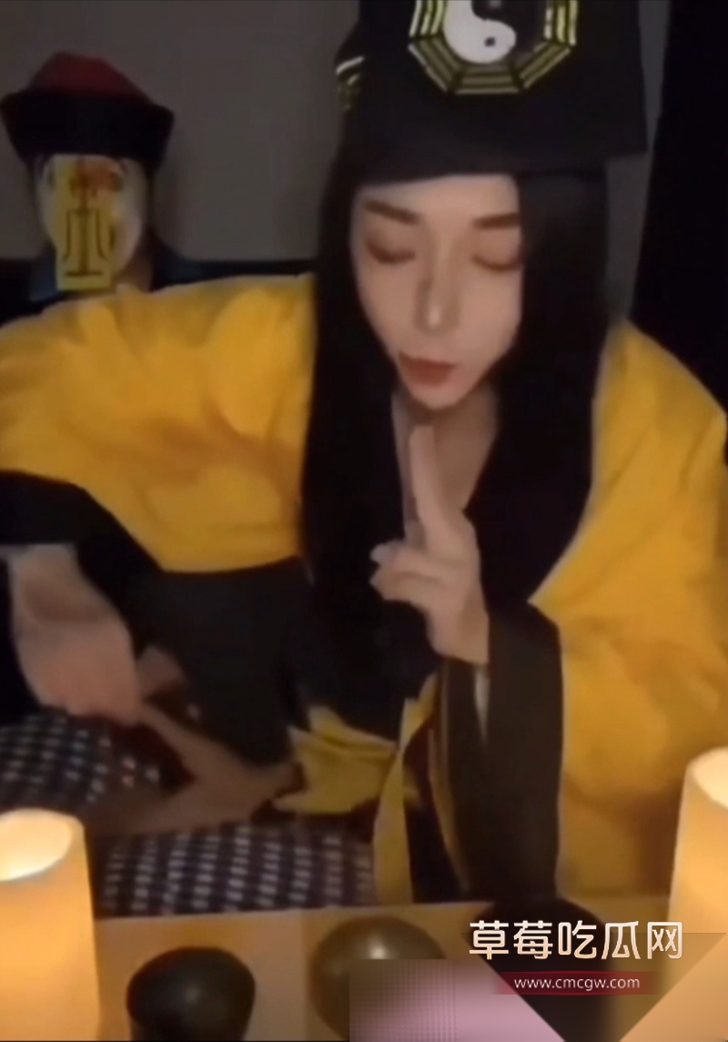 抖音老瓜又翻红 小麒cos崂山道士 3 抖音老瓜又翻红 小麒cos崂山道士 3