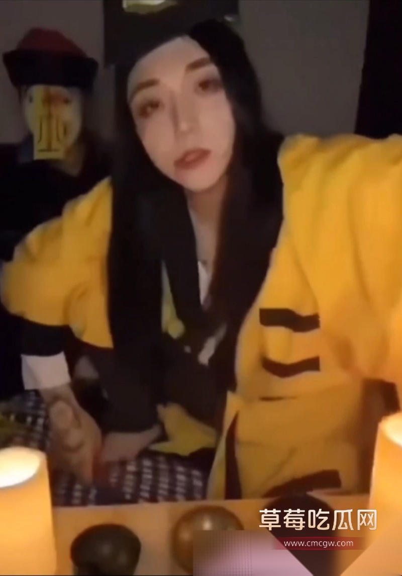 抖音老瓜又翻红 小麒cos崂山道士 5 抖音老瓜又翻红 小麒cos崂山道士 5