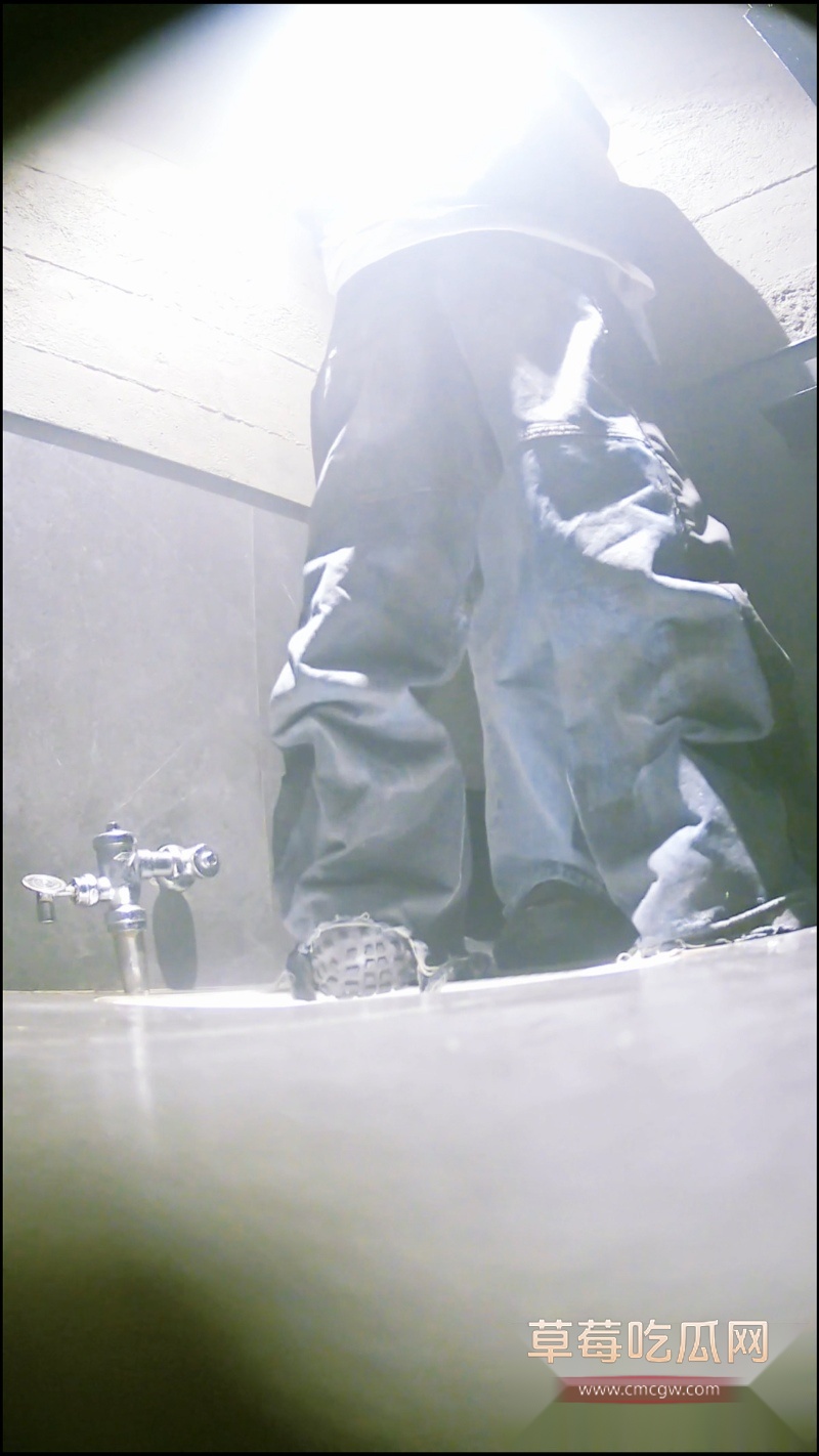 2026最新流出厕拍 4