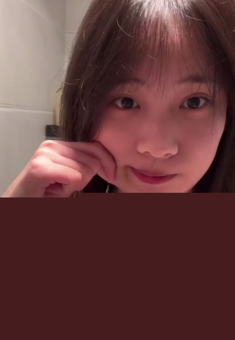清纯素人美少女私密视频曝光7