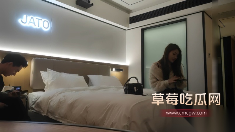 探花大神文轩本期酒店约炮白衣牛仔气质少妇 2