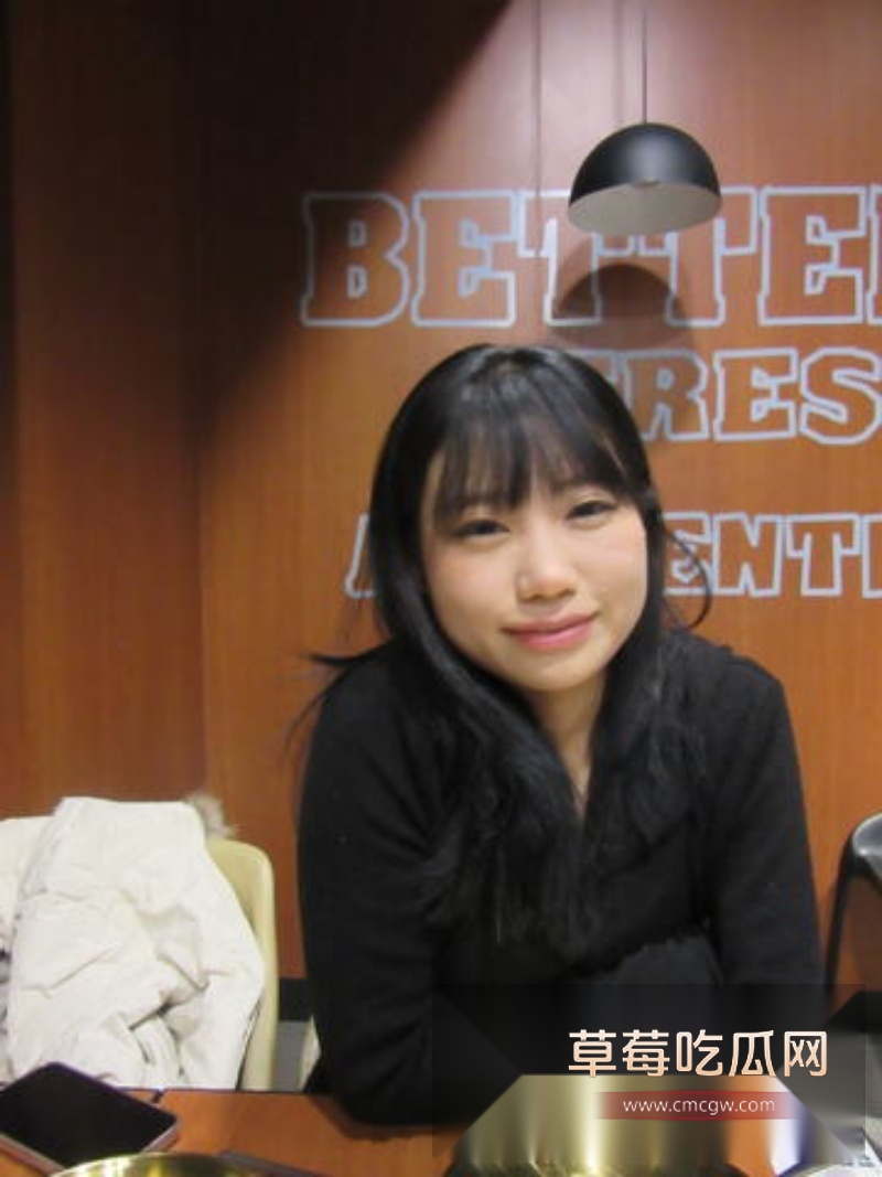 西安外国语大学王一冰女仆装 20 西安外国语大学王一冰女仆装 20