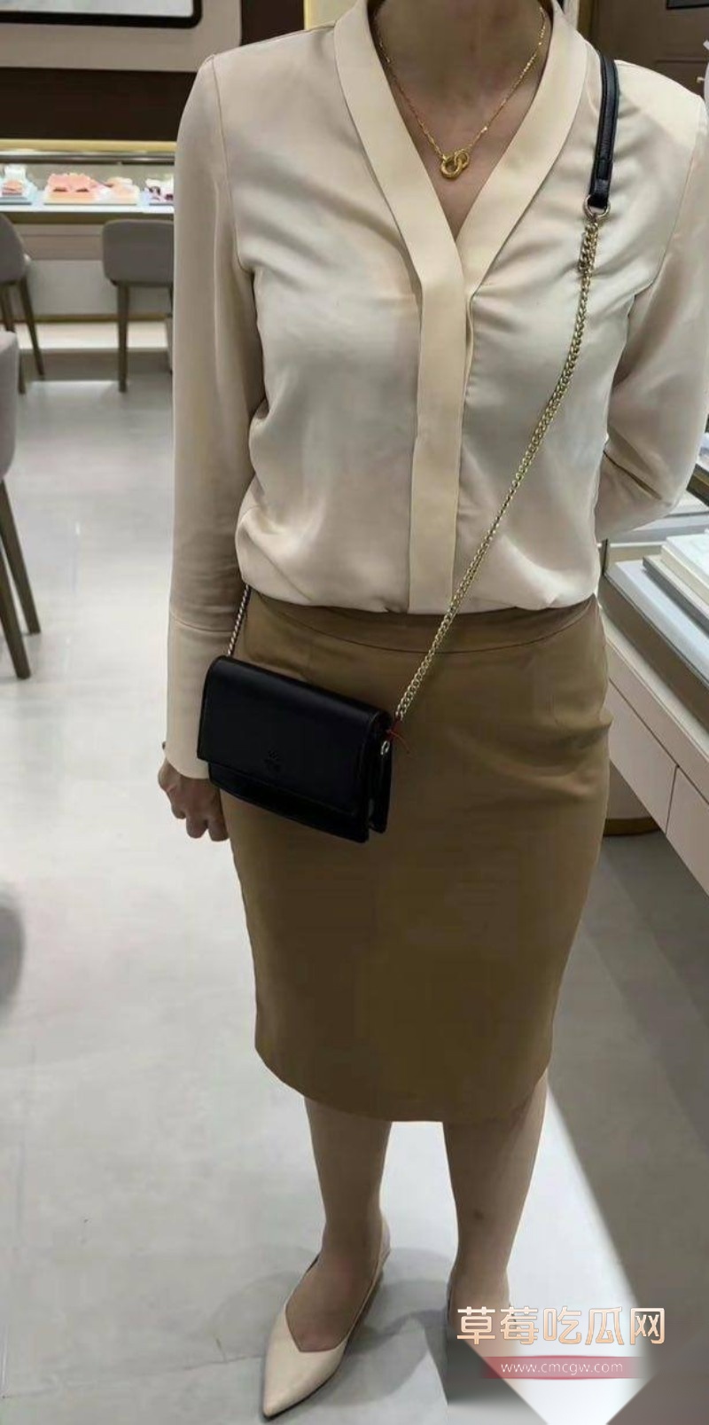 海角精选太久没被老爸操过的老妈3