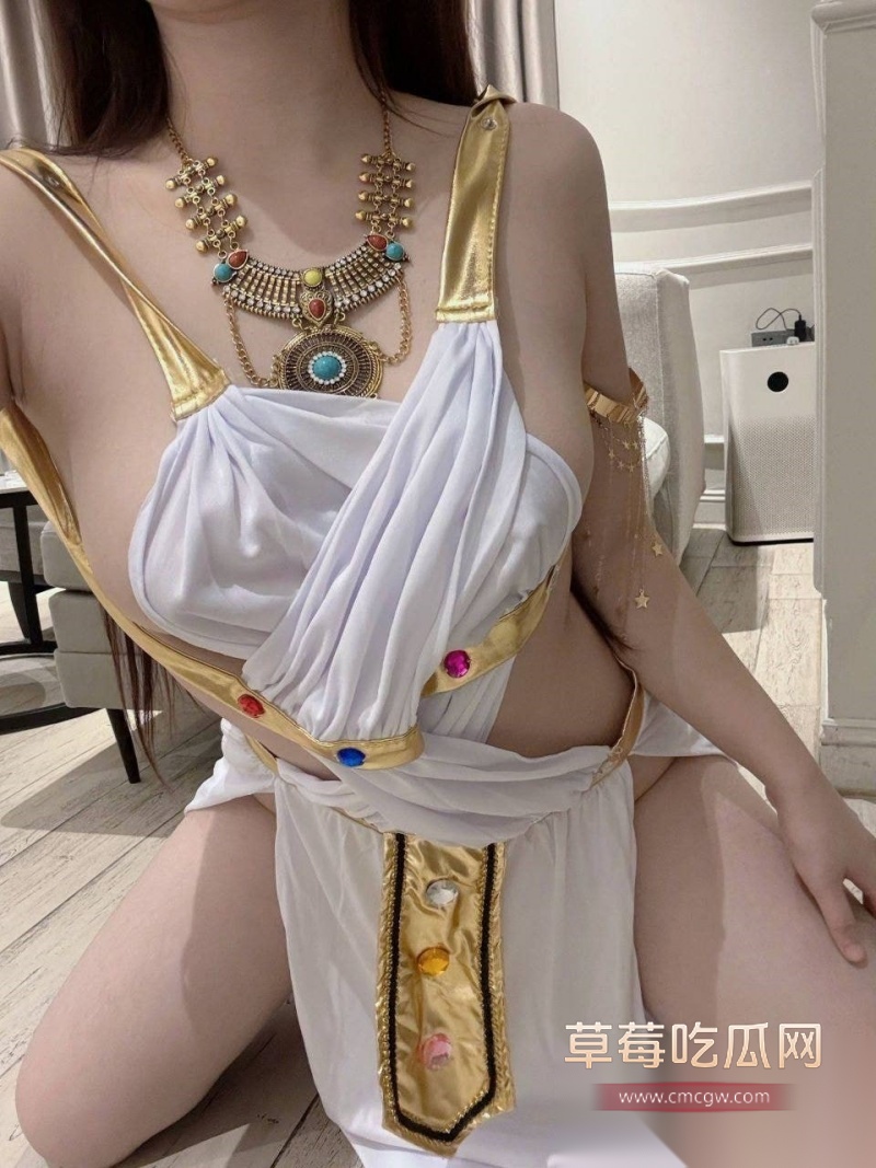 琳宝COS双马尾大奶萝莉 2 琳宝COS双马尾大奶萝莉 2