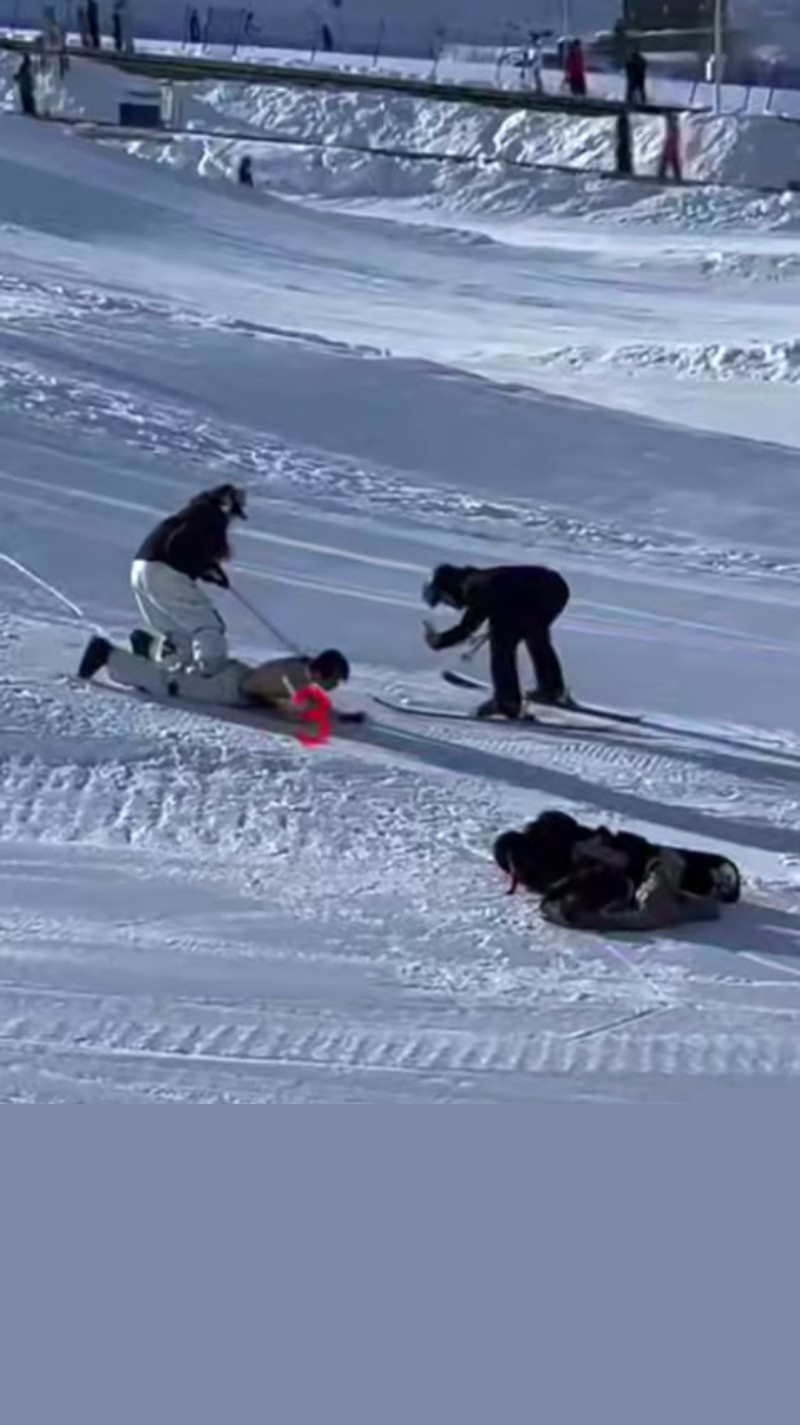 新疆阿勒泰将军山滑雪3 新疆阿勒泰将军山滑雪3