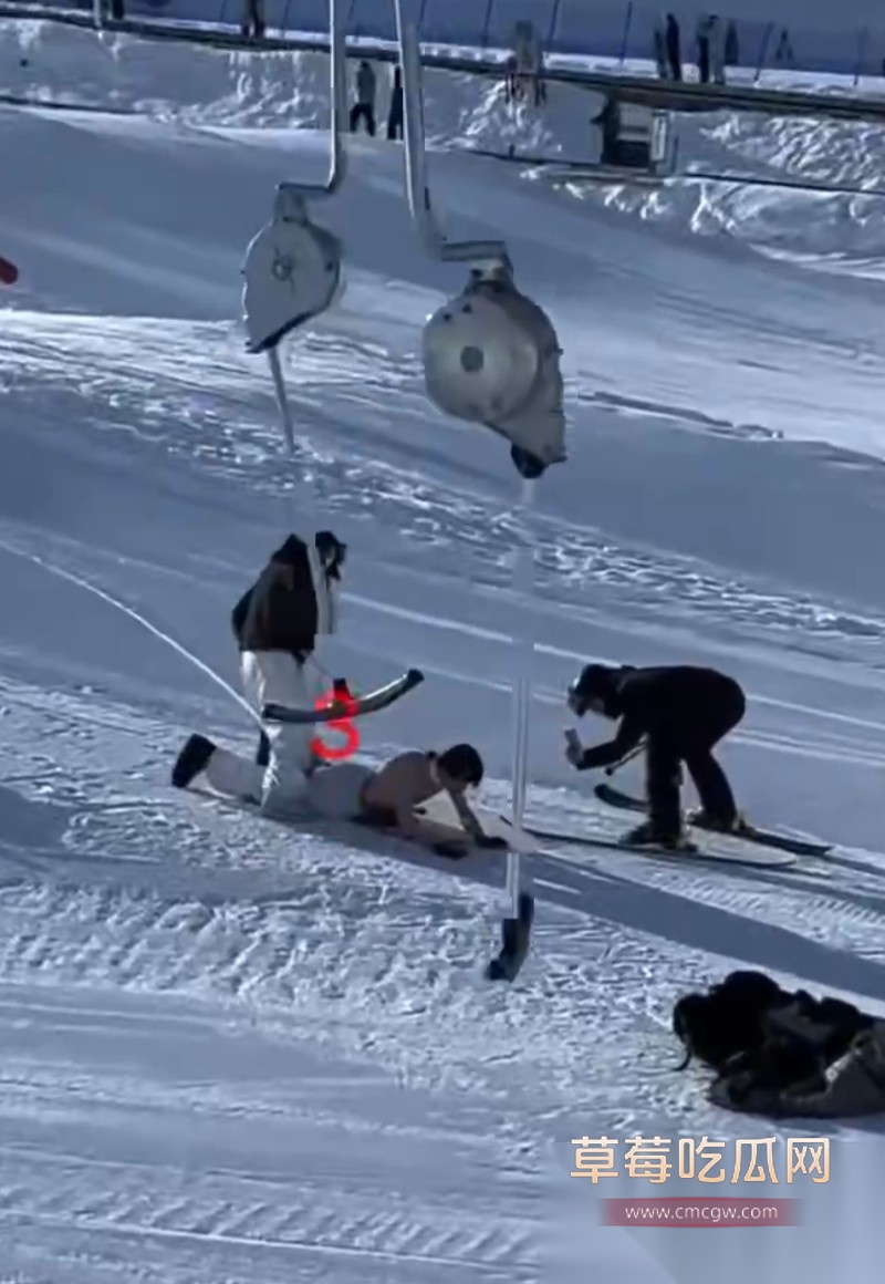 新疆阿勒泰将军山滑雪6 新疆阿勒泰将军山滑雪6