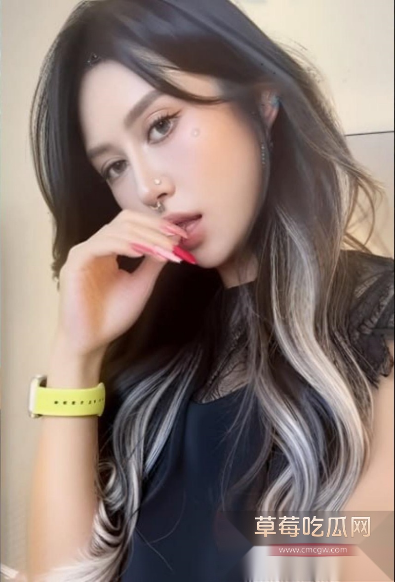 抖音网红比基尼健身运动员 凯西小树洞 4 抖音网红比基尼健身运动员 凯西小树洞 4