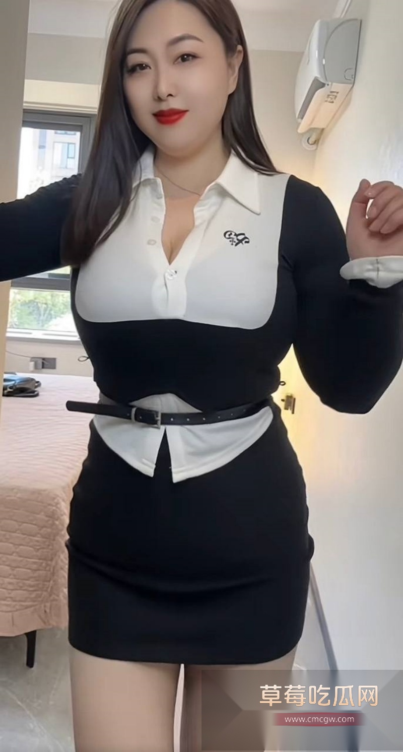 抖音大奶熟女网红 静怡 6 抖音大奶熟女网红 静怡 6