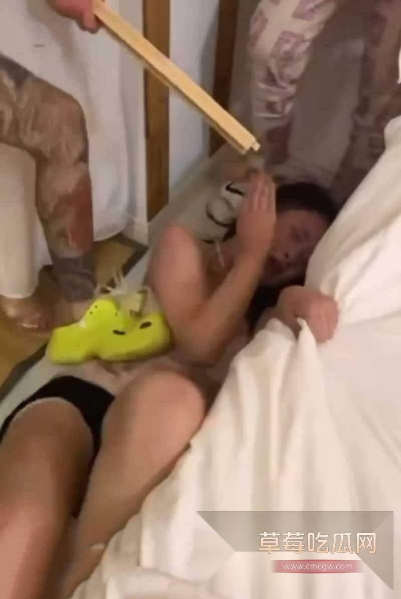 甘肃黑衣女大学生造谣害惨思思 5