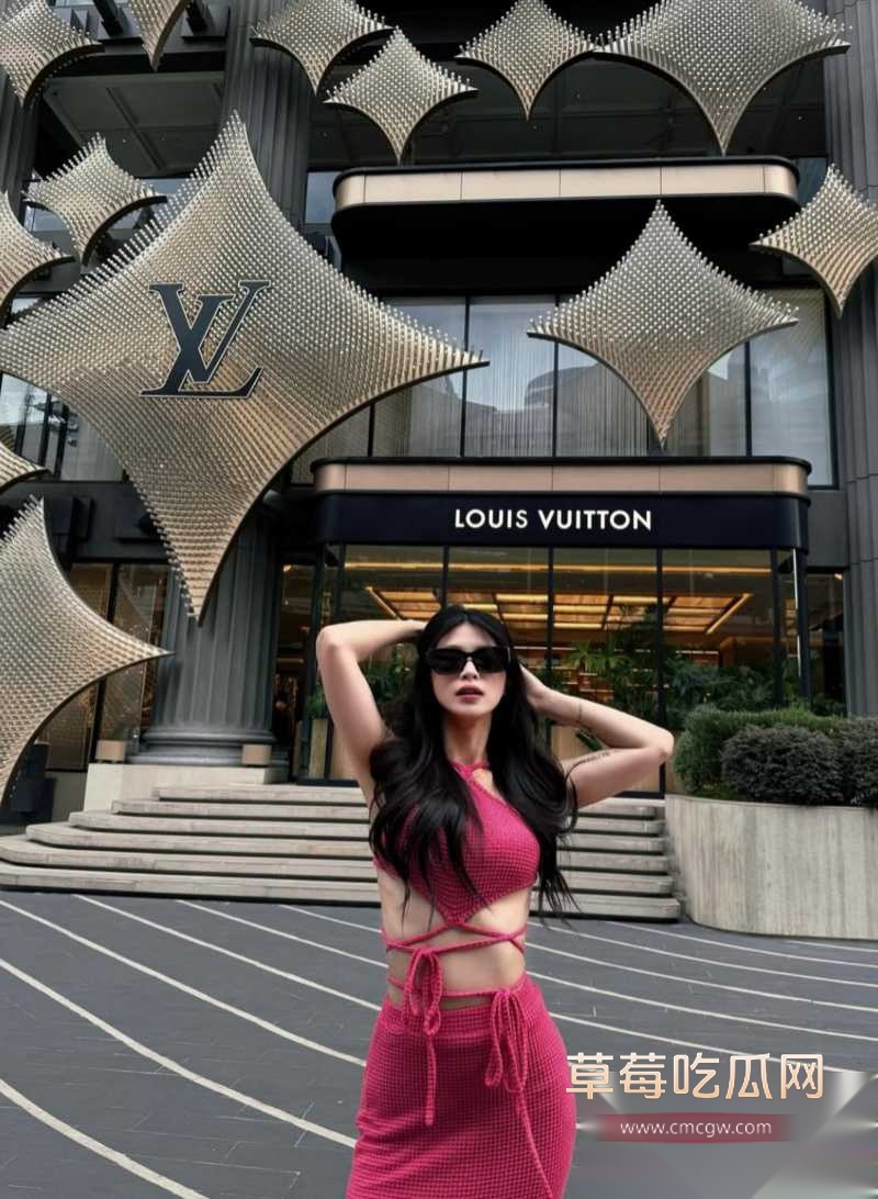 IG极品身材网红靖茹 20 IG极品身材网红靖茹 20