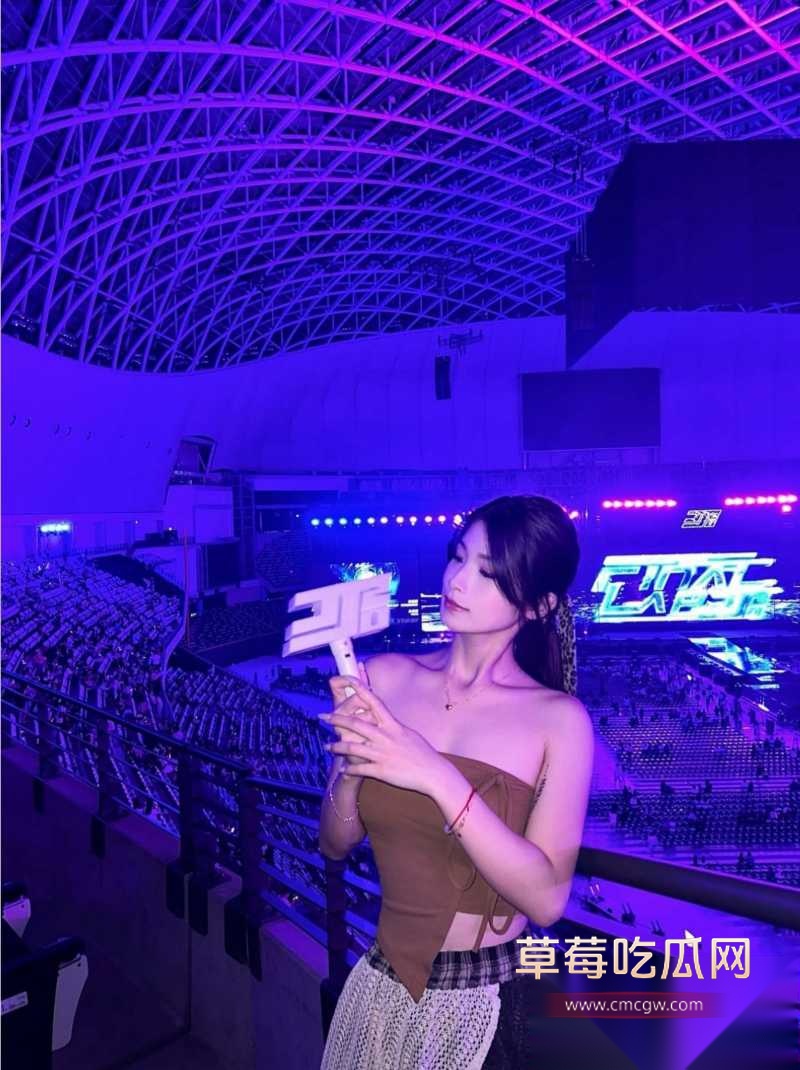 IG极品身材网红靖茹 27 IG极品身材网红靖茹 27