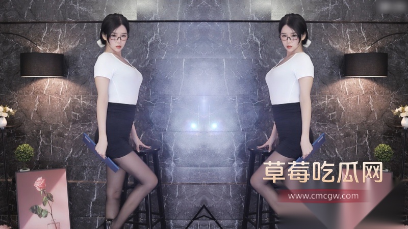 网易CC小恩雅薄纱热舞诱惑  15