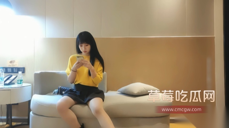 鸭哥探花精品作之黄衣00后 17