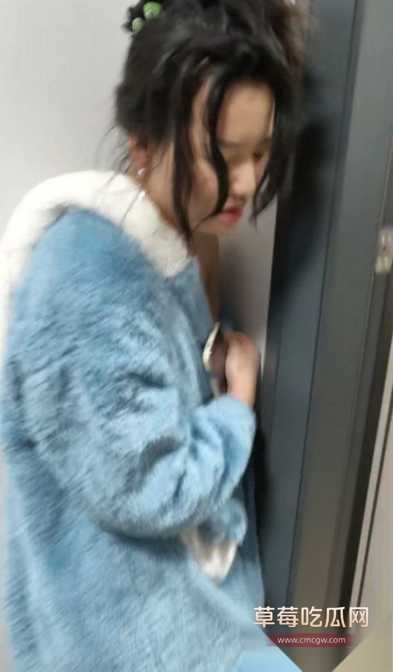 老婆背着自己出轨男同事被抓包 10 老婆背着自己出轨男同事被抓包 10