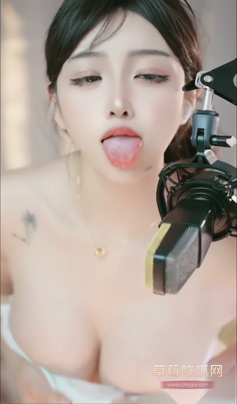 超人气主播奶龙教主大尺度 5