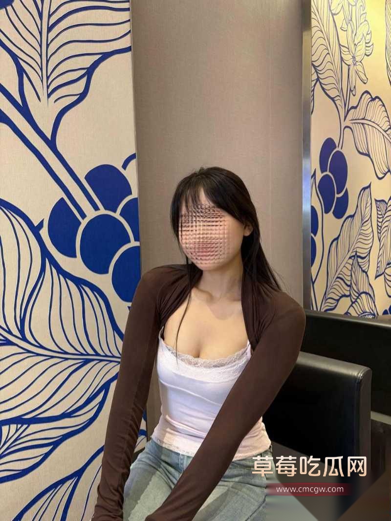 拿下自己的骚货堂姐 26 拿下自己的骚货堂姐 26