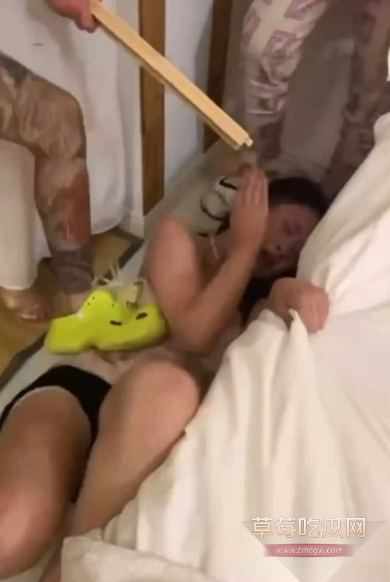 甘肃黑衣女大学生 19