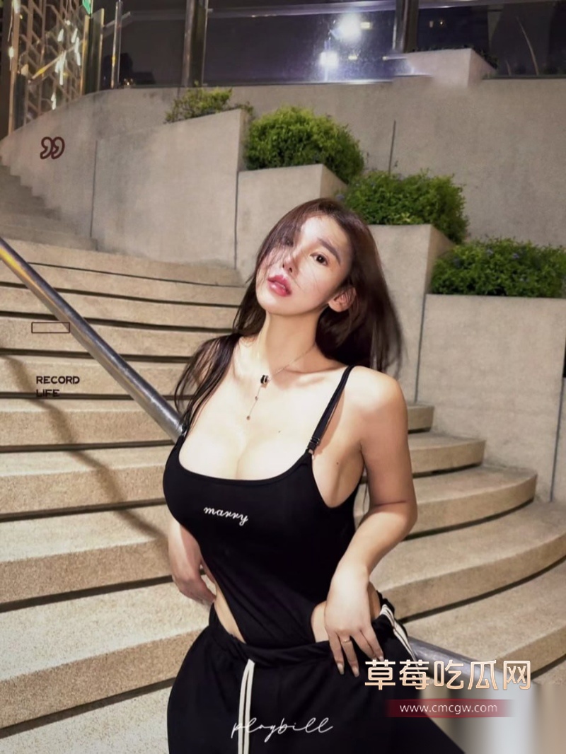 抖音老牌网红sibyl是女巫 19