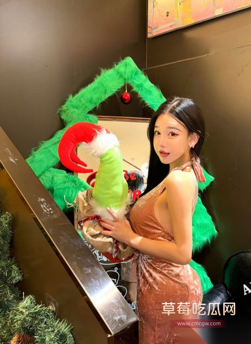 抖音老牌网红sibyl是女巫 29