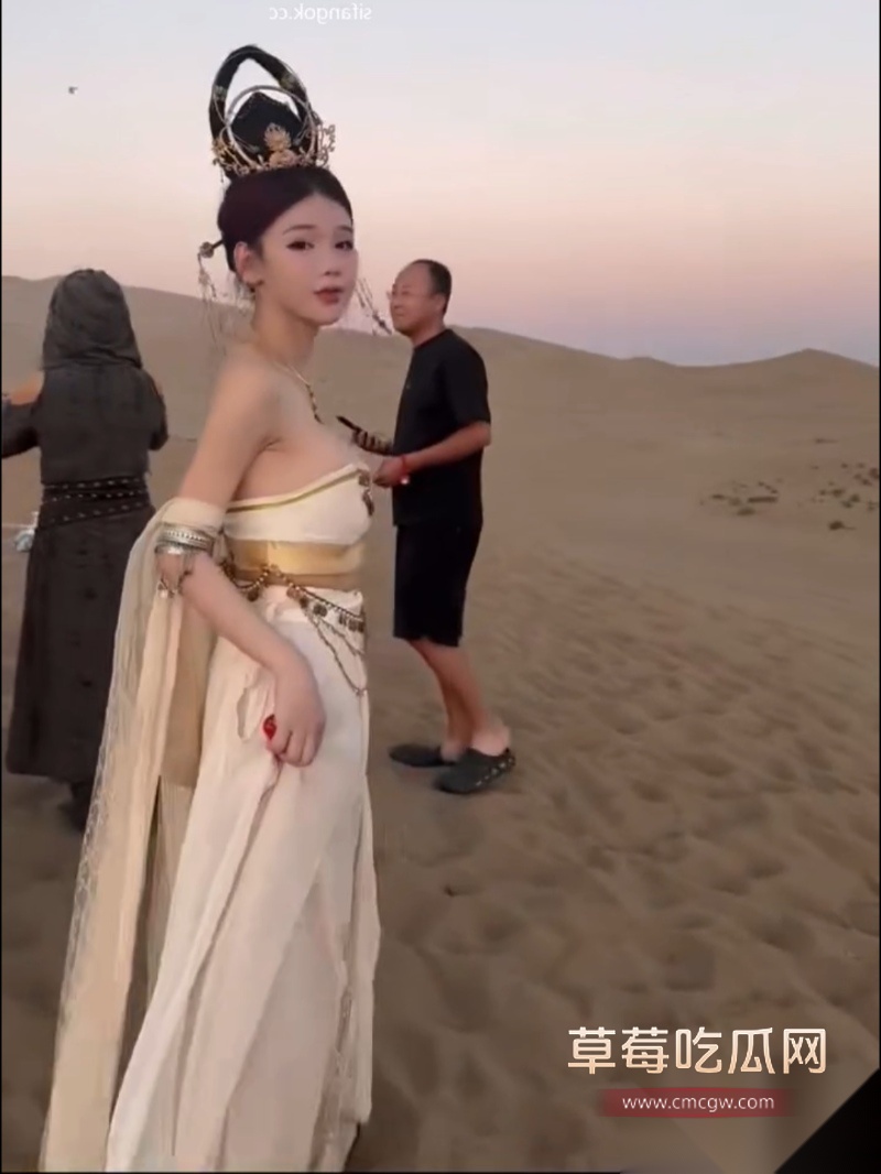 抖音老牌网红sibyl是女巫 2