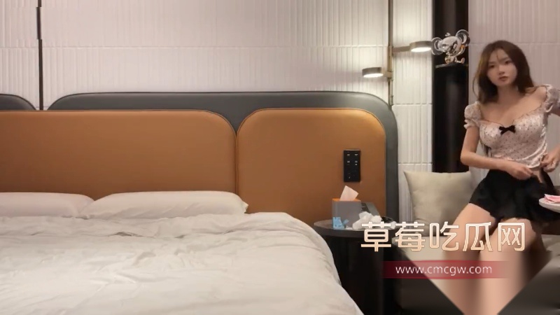 成昆探花06年妹子 30