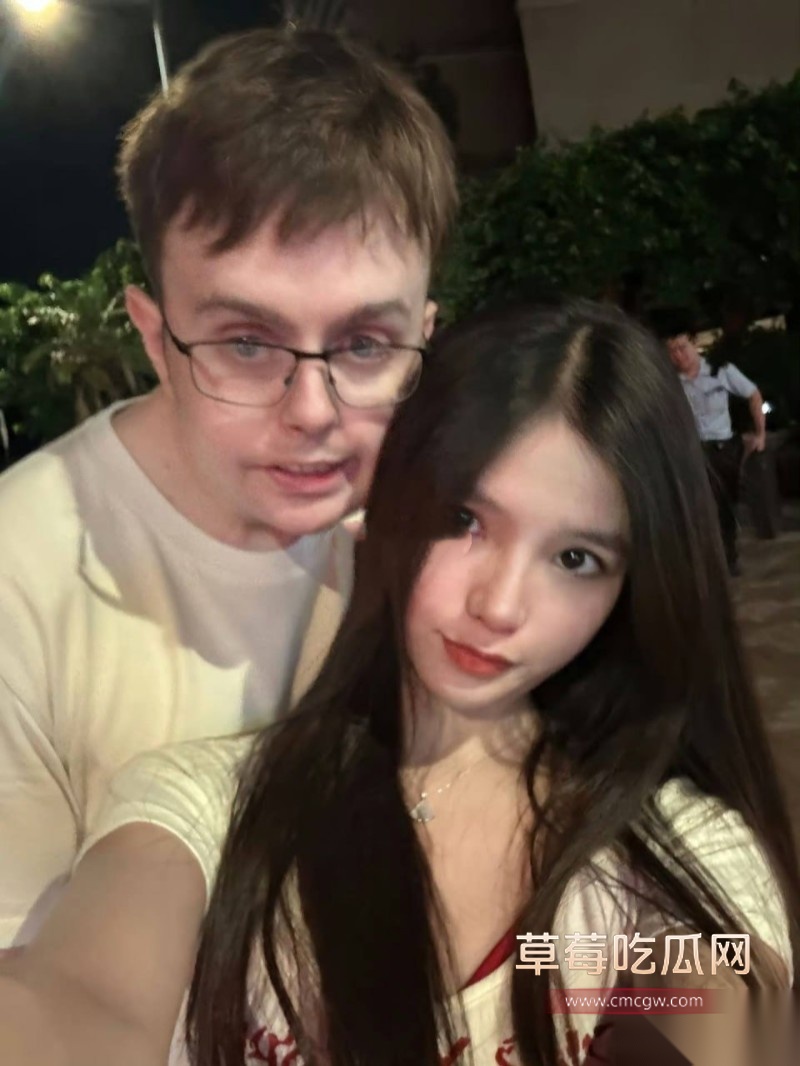 四川95后美女Ami6