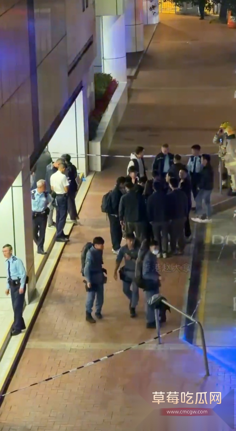 香港屯门市广场开枪案 9 香港屯门市广场开枪案 9