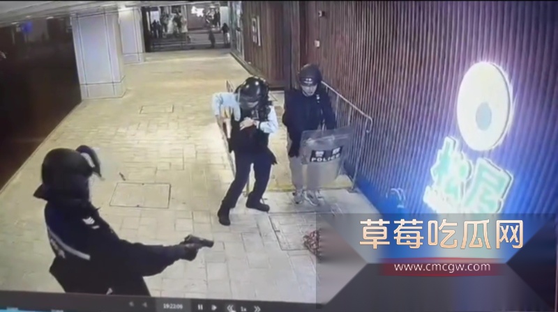 香港屯门市广场开枪案 16 香港屯门市广场开枪案 16