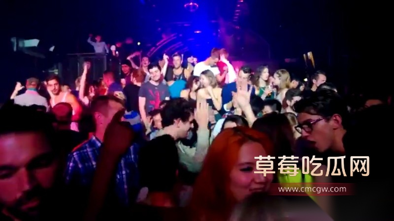 国外脱衣舞现场拍摄9 国外脱衣舞现场拍摄9