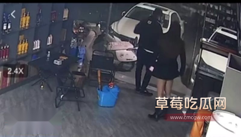 男女大白天在店里偷情被正宫老婆当场抓包6 男女大白天在店里偷情被正宫老婆当场抓包6