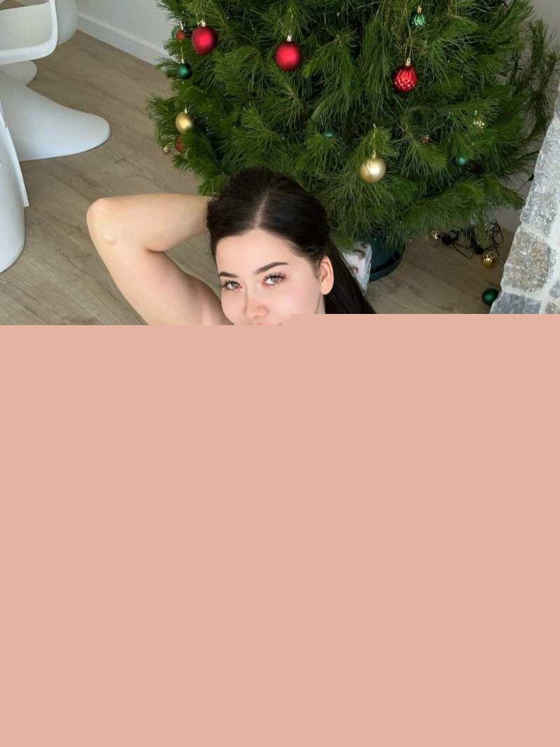 Audrey和Sadie抠穴自慰 19