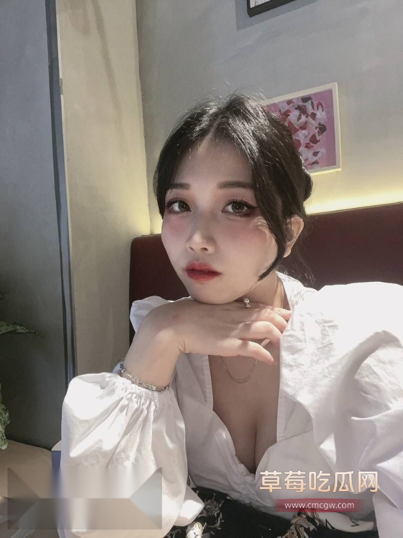 台湾女大学生张芷琳 4