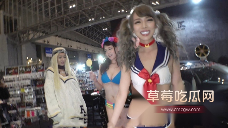 极致蹲姿春光乍泄 3