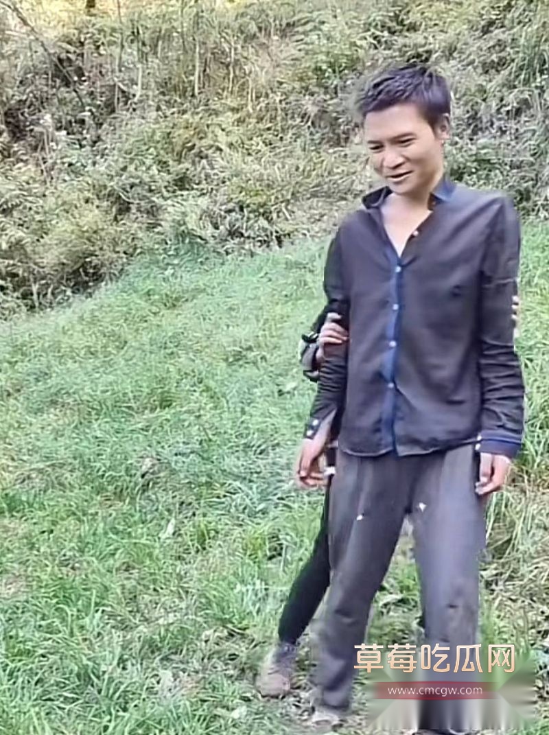 小英曝上如拉出轨表妹8