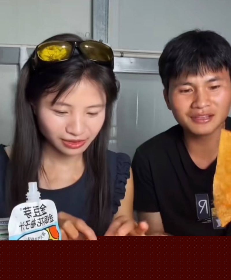 小英曝上如拉出轨表妹12