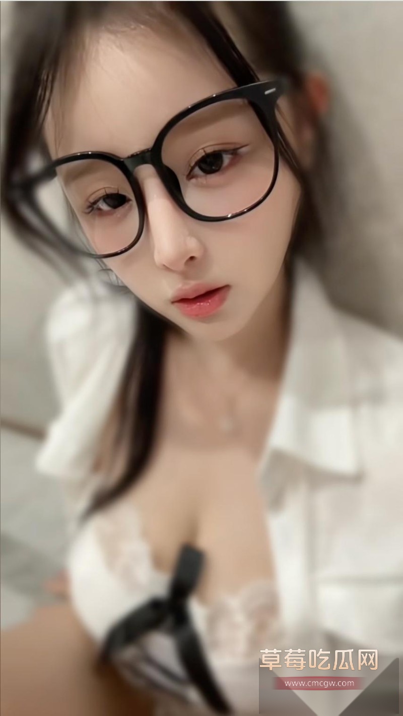 兔兔baby和大佬裸聊2