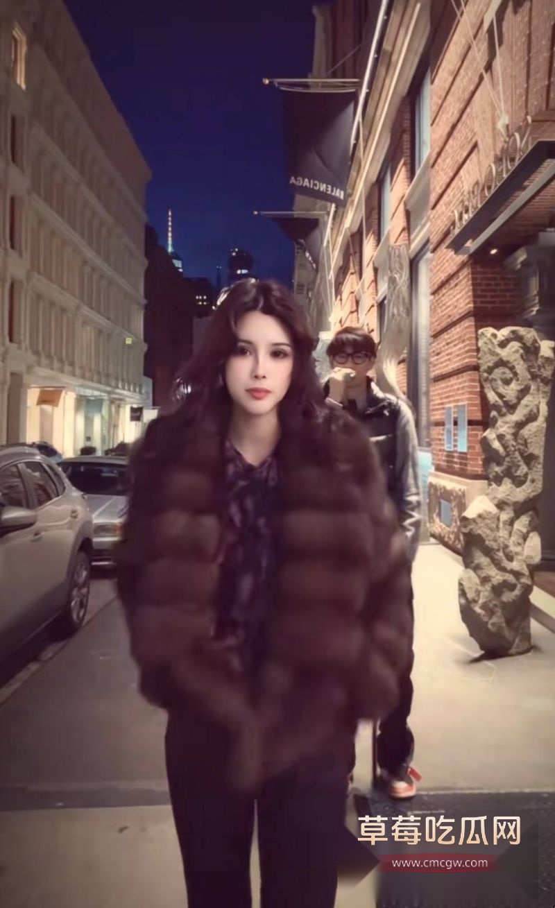 女王殿下私下约女网红夏牡丹12