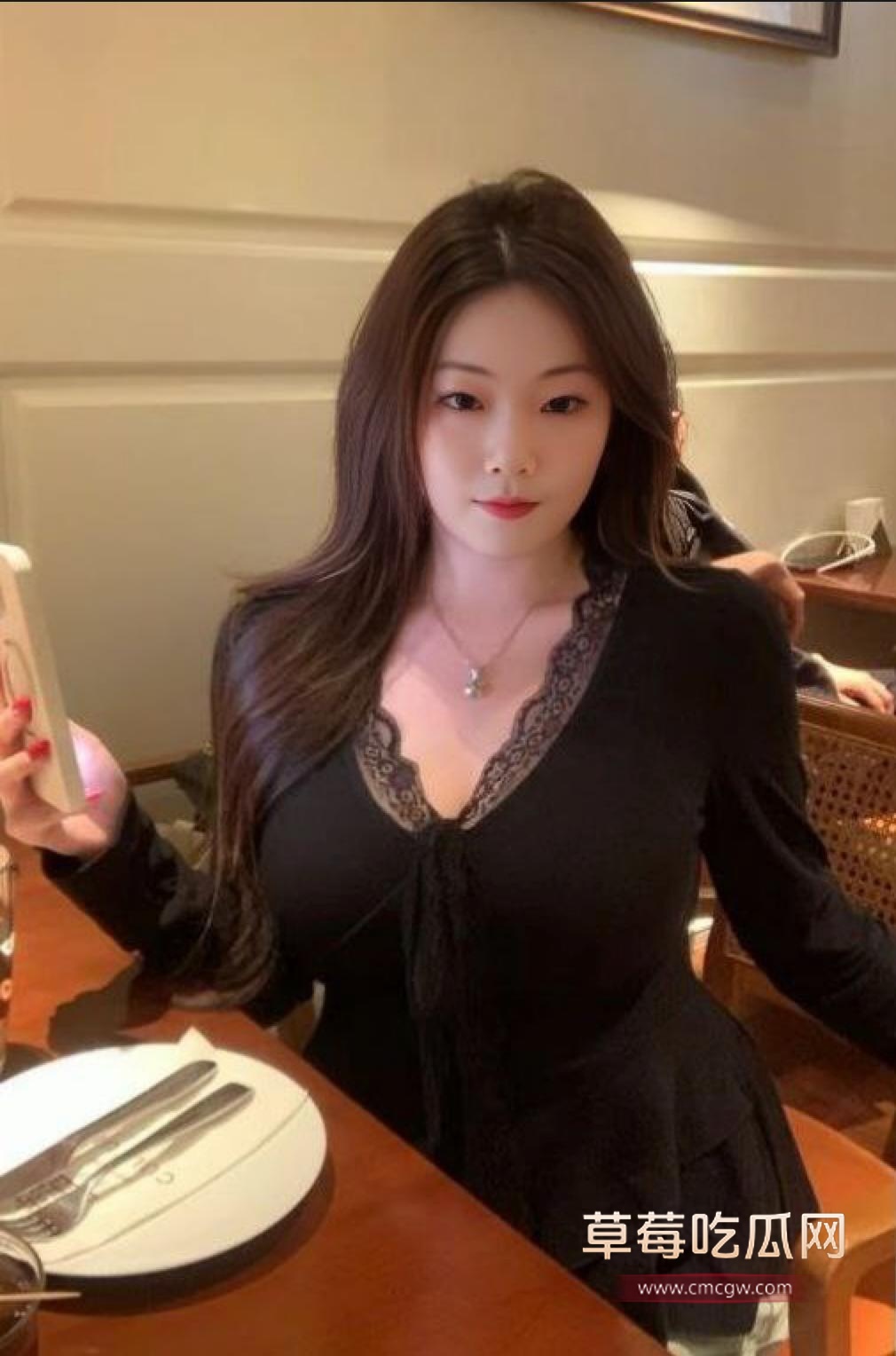 彭雨E罩杯巨乳 2