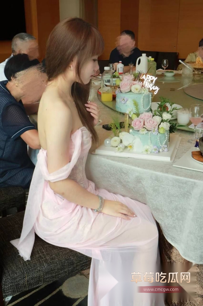 高颜值小情侣 6