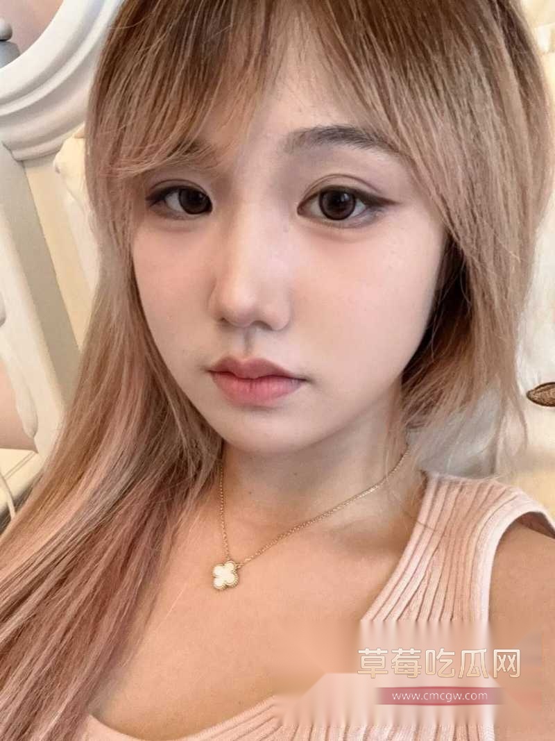 高颜值小情侣 11