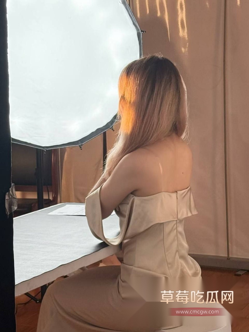 高颜值小情侣 16