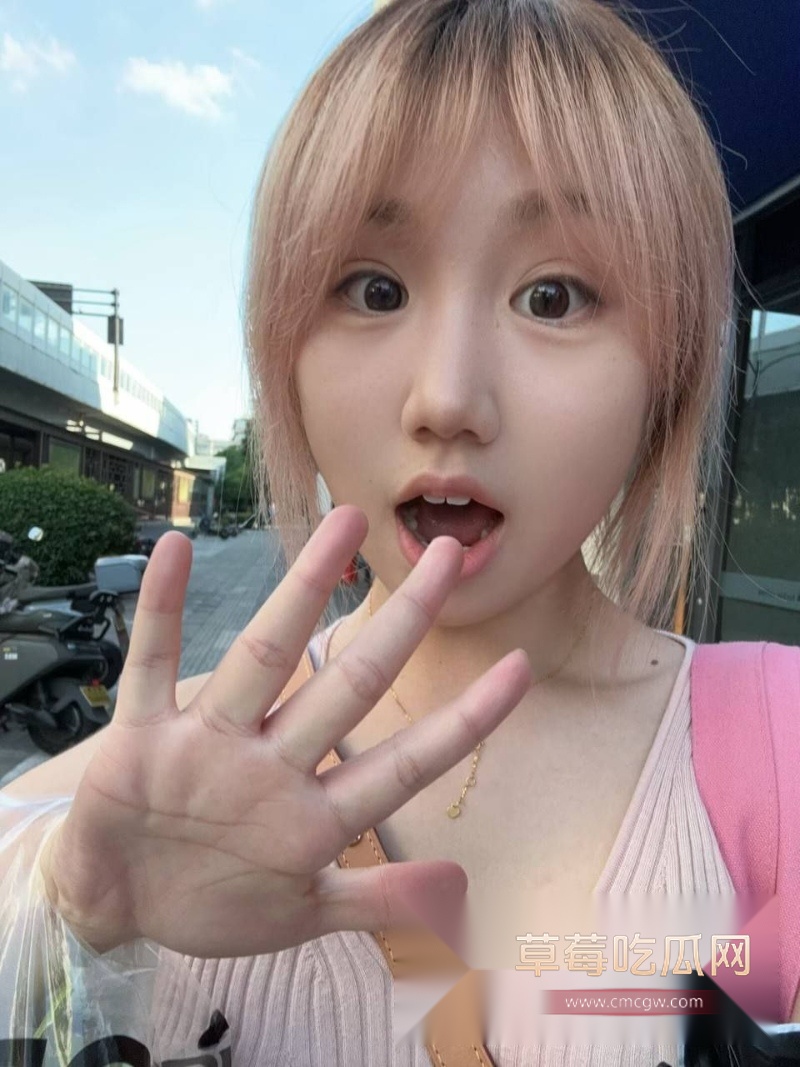 高颜值小情侣 29