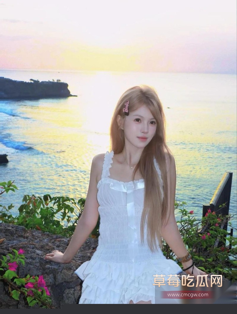 极品高颜值反差网红小小舒8