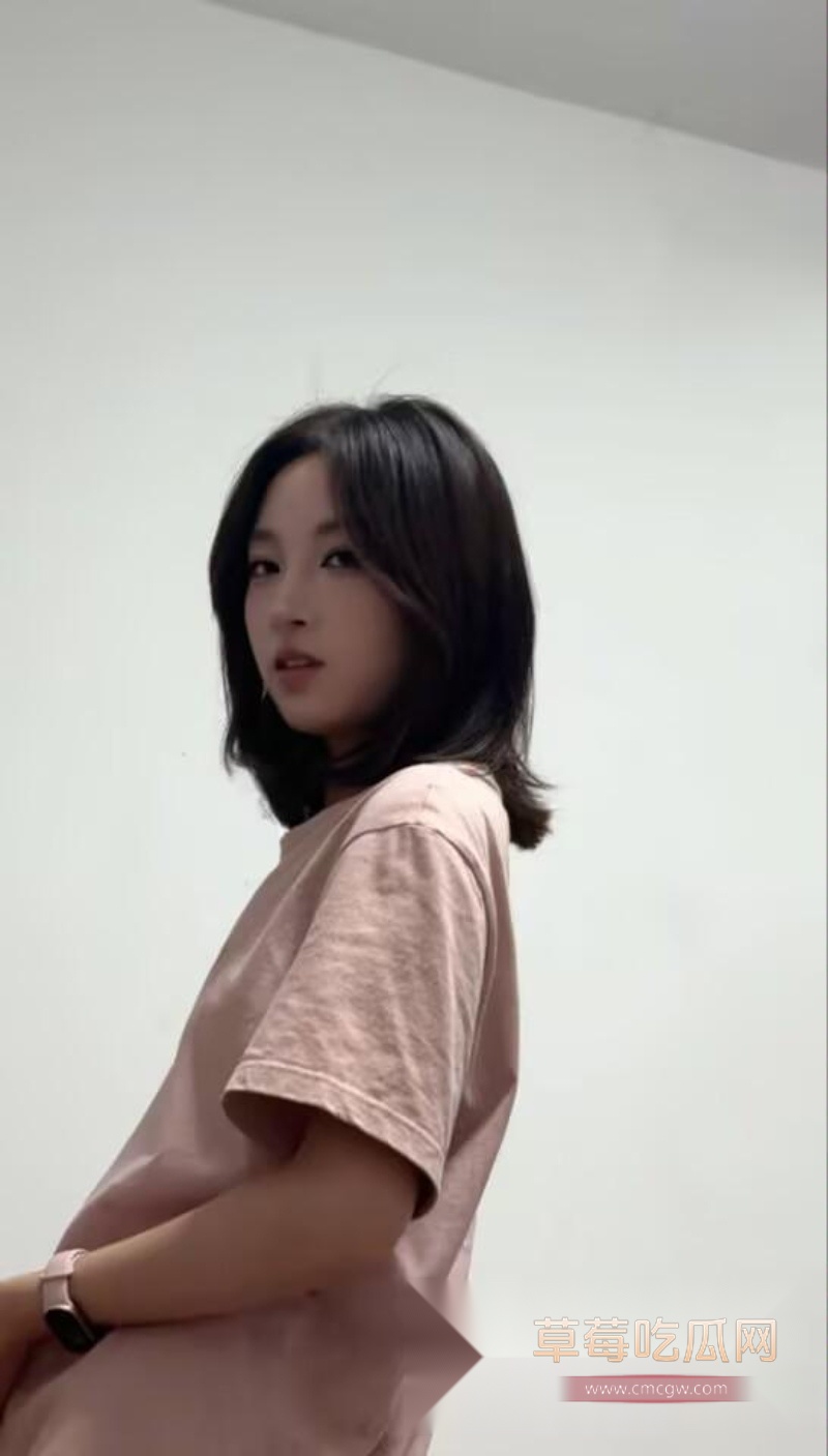 武汉大学反差婊学姐王佳雯 3